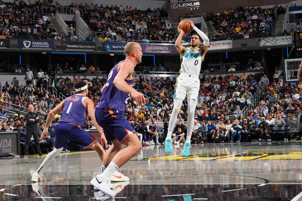 不仅强调了 不仅强调了