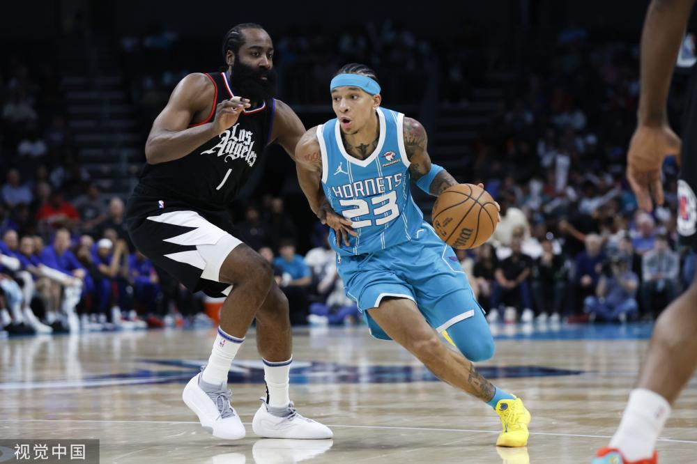 往以压倒性 往以压倒性