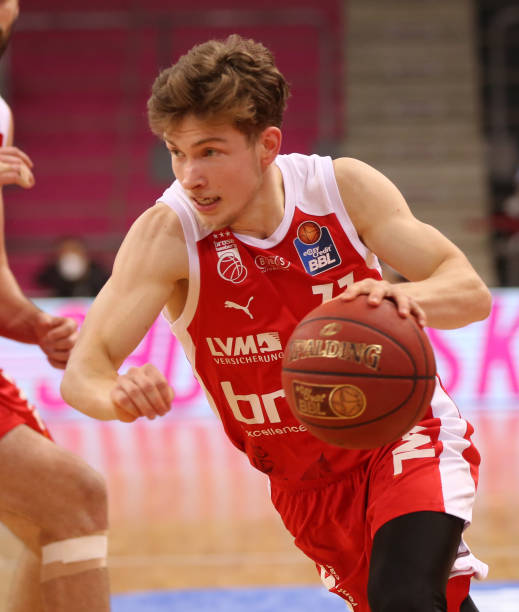 防线再入强 防线再入强