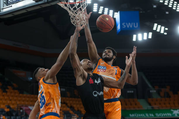 掘金队的防 掘金队的防